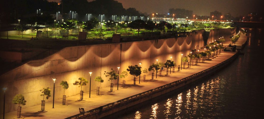 Built a 13.60 km Diaphragm Wall in a single project for Sabarmati River Front Development, Ahmedabad